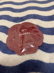 lingbb-CHANEL一號紅山茶花乳霜_1