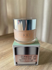 TT-CLINIQUE100小時自我修護水嫩補濕啫喱（粉紅爆水啫喱）_1