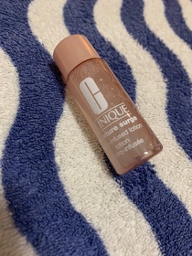 lingbb-CLINIQUEMoisture Surge™ 水嫩保濕精華水_1