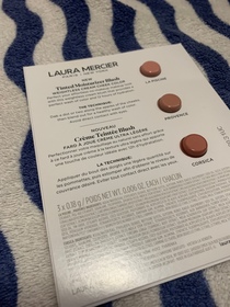 lingbb-LAURA MERCIER輕透潤色水漾胭脂液_1