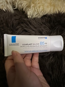 angela cheng-LA ROCHE-POSAYCICAPLAST B5萬用修復霜_1