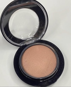 lingbb-M.A.C礦物空氣感胭脂_1