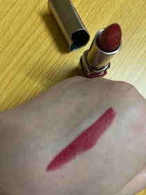 shadow影子-Loreal Paris柔潤亮色唇膏_1