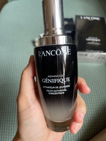 Florence Leung-LANCÔMEGenifique 升級版嫩肌活膚精華 (小黑瓶) _1
