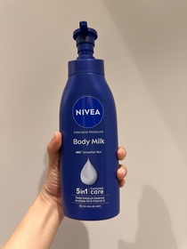 isabeloclock-NIVEA深層潤膚露_1