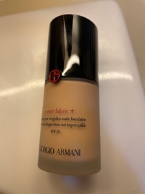A&R-ARMANI BeautyPOWER FABRIC+ 升級版零瑕持久粉底液_1