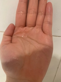 Emma W-BANANAL胺基酸香氛洗髮露 (花漾白麝香)_1