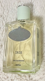 lingbb-PRADA BeautyInfusion d’Iris香水_1