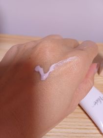 Fng-Visée亮膚妝前底霜_2