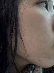 Endy-shu uemura 植村秀unlimited 無限輕透持妝粉底液 (小方瓶 2.0)_1