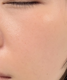 wawa-LAURA MERCIER柔焦保濕蜜粉_2