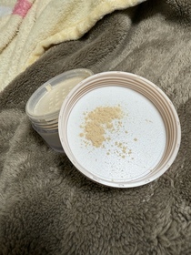 Hocy.hk-LAURA MERCIER柔焦保濕蜜粉_2