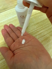Polly-OLAY水感透白光曜精華 (#水光小白瓶)_2