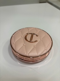 Ms Ng-Charlotte Tilbury夢幻柔光粉氣墊_1