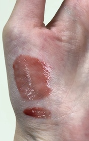 Kitty -M.A.C水晶鏡光唇蜜_3