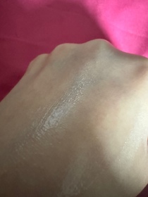 林泳恩-OLAY水感透白光曜精華 (#水光小白瓶)_1