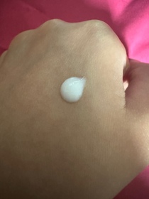 林泳恩-OLAY水感透白光曜精華 (#水光小白瓶)_2