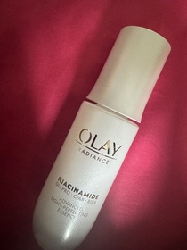 林泳恩-OLAY水感透白光曜精華 (#水光小白瓶)_4