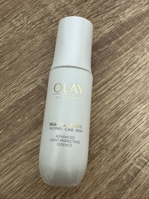 Sylvia Fung-OLAY水感透白光曜精華 (#水光小白瓶)_1