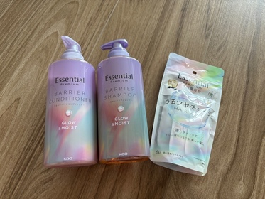 manman-EssentialEssential Premium 18 – MEA 髮の屏障 光感水潤護髮素_1