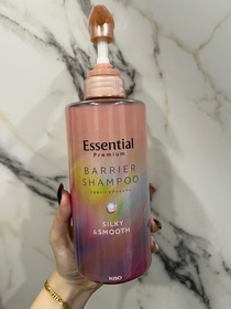 nancylee0211-EssentialEssential Premium 18 – MEA 髮の屏障 絲滑柔順洗髮露_1