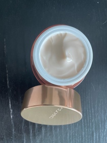 Fish Tse-CLARINSExtra-Firming 煥顏緊緻面霜_3