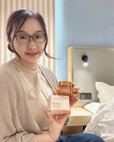 Kaori-CLARINSExtra-Firming 煥顏緊緻面霜_1