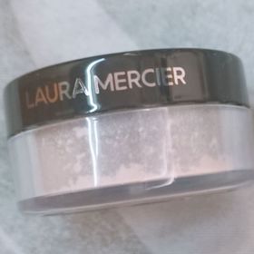 mandy-LAURA MERCIER粉嫩透亮蜜粉_1