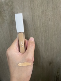 Viannie-1028服服貼貼遮瑕膏_1