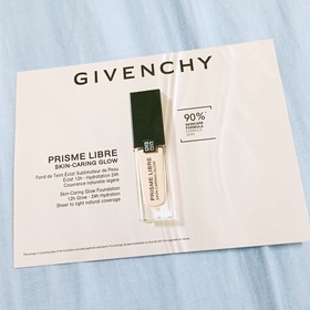 mandy-GIVENCHYPRISME LIBRE SKIN-CARING GLOW FOUNDATION_2