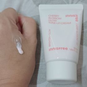 mandy-INNISFREE濟州王櫻輕盈素顏霜 SPF50+ PA++++_3