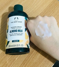 Milo101-The Body Shop杏仁奶蜂蜜身體沐浴乳_1