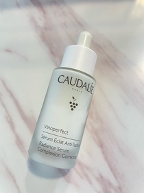 Blooming-CAUDALIE葡萄蔓極緻淡斑亮白精華_1