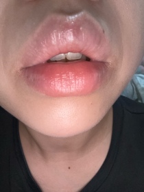 Ko-CAUDALIE葡萄籽滋潤抗氧護唇膏_2