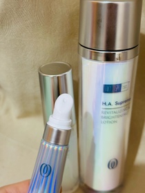 Abby Wing-HADA LABO 肌研H.A Supreme 緊緻煥亮眼霜_2