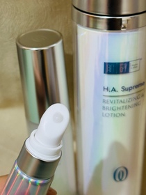 Abby Wing-HADA LABO 肌研H.A Supreme 緊緻煥亮眼霜_4