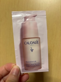 Water-CAUDALIE白藜蘆醇提昇緊緻精華_1