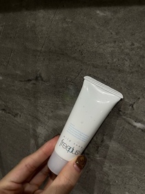 940727.0-freeplus溫和淨潤洗面乳_1
