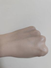 Kitty -ESTEE LAUDER持久防曬粉底 SPF10/ PA++_3