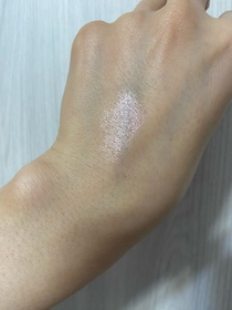 Candy Ng-ETVOS光感美肌礦物眼影膏_4