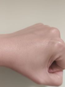 Kitty -LA ROCHE-POSAYB5修復強韌精華_3