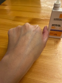 Viannie-LA ROCHE-POSAYANTHELIOS UVMUNE 400全效廣譜輕盈隔離乳液 【抗斑配方】_2