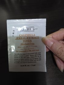 Winnie-Kiehl's金盞花植物精華爽膚水_1
