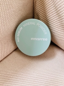 Desse-INNISFREE控油礦物散粉 (礦物控油碎粉)_1