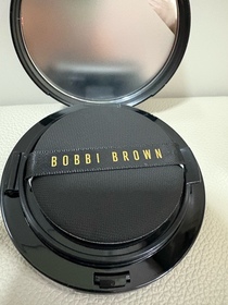 Josephine Lau-BOBBI BROWN無重輕霧氣墊粉底 SPF 40 PA+++_1