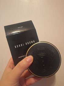 呆呆的槑-BOBBI BROWN無重輕霧氣墊粉底 SPF 40 PA+++_1