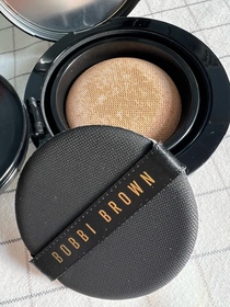 CLS24-BOBBI BROWN無重輕霧氣墊粉底 SPF 40 PA+++_2