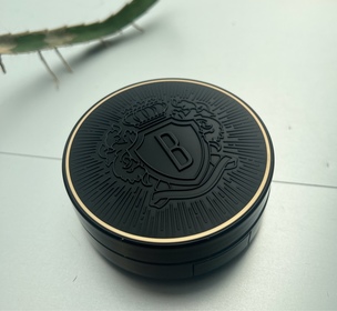 bbbcls-BOBBI BROWN無重輕霧氣墊粉底 SPF 40 PA+++_2