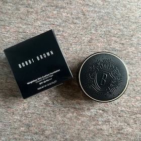 takemyokane-BOBBI BROWN無重輕霧氣墊粉底 SPF 40 PA+++_1