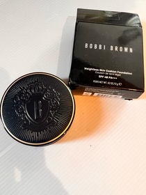 jojoma123-BOBBI BROWN無重輕霧氣墊粉底 SPF 40 PA+++_3